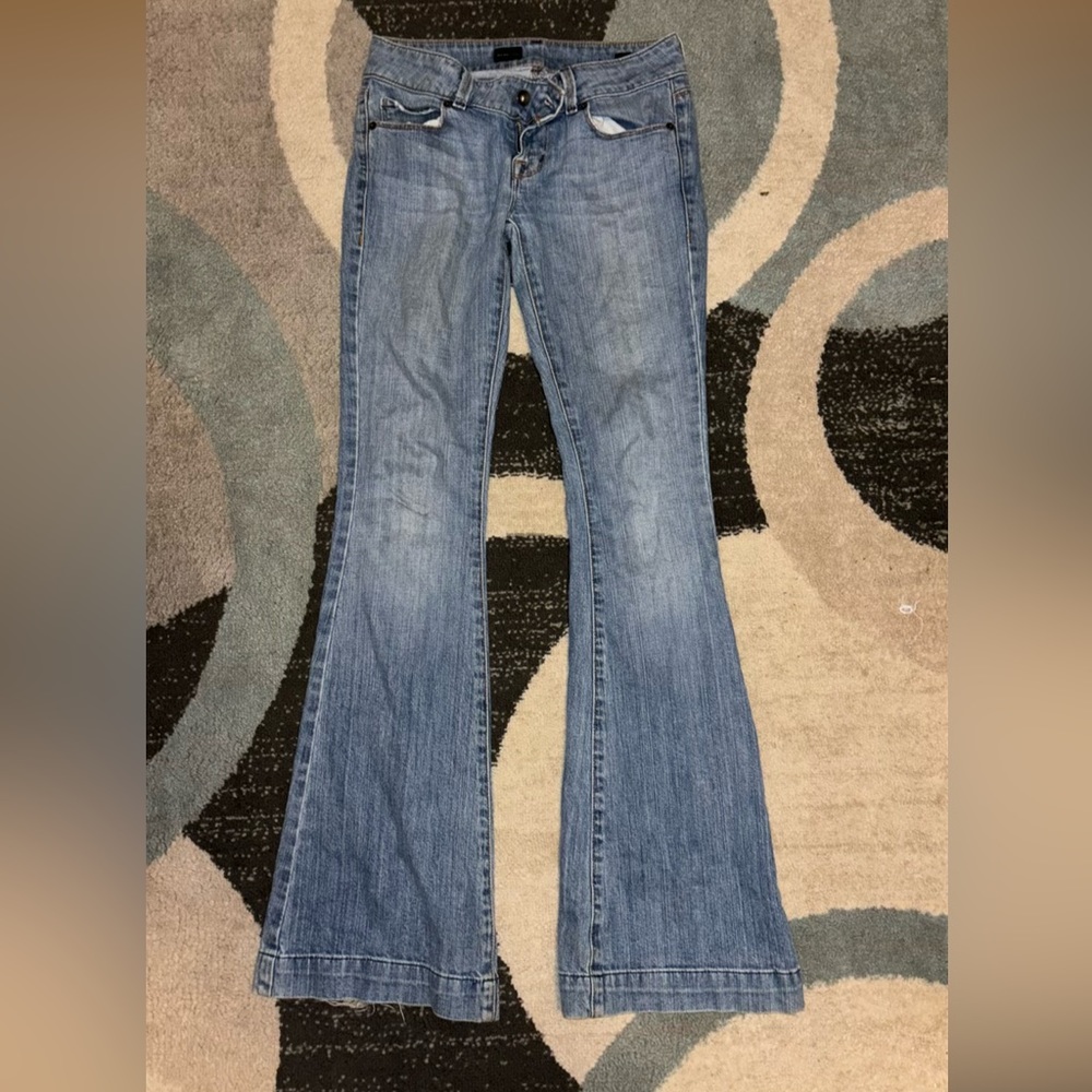 Low waisted jeans